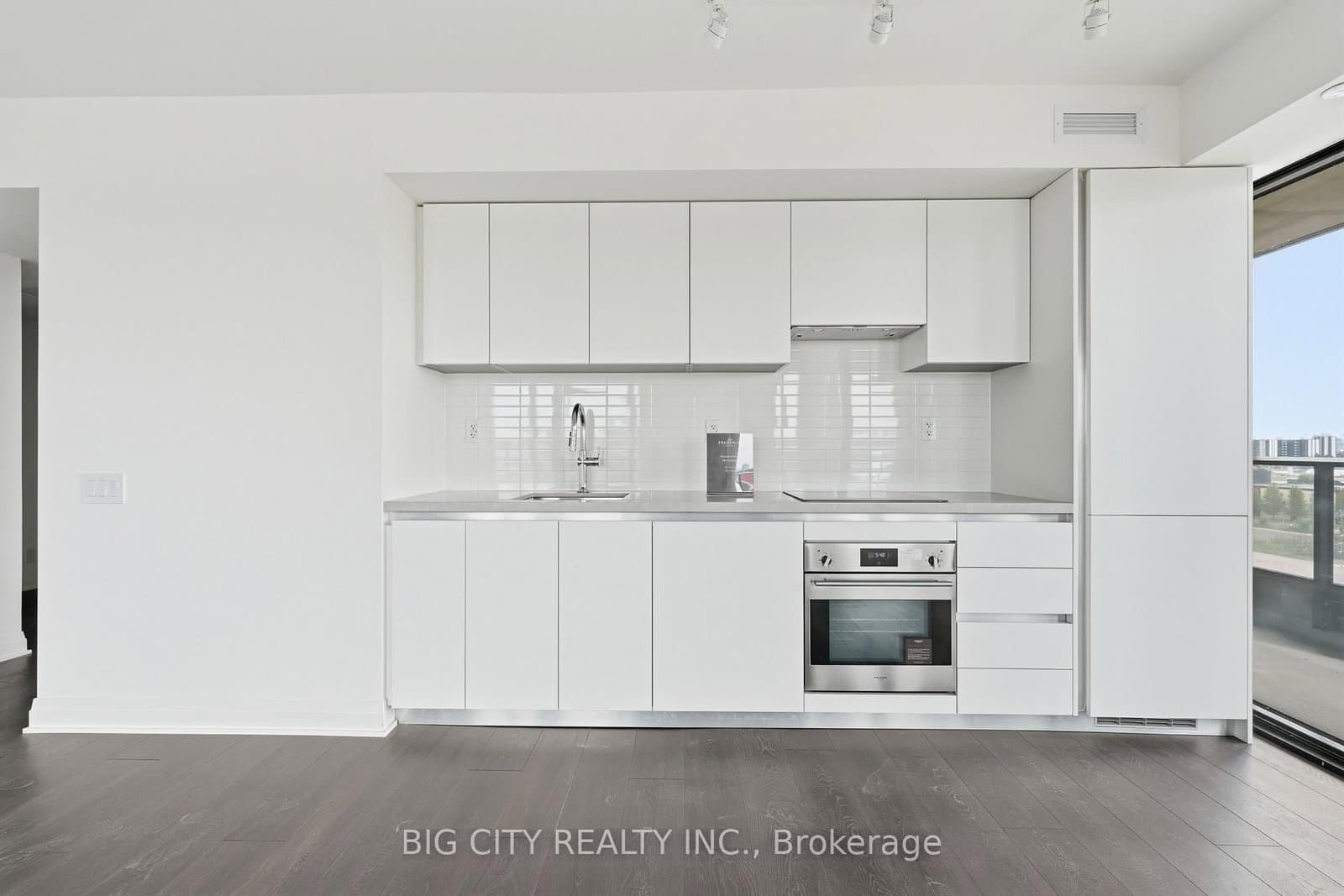 25 Frederick Todd Way, Unit 602 thumbnail 21
