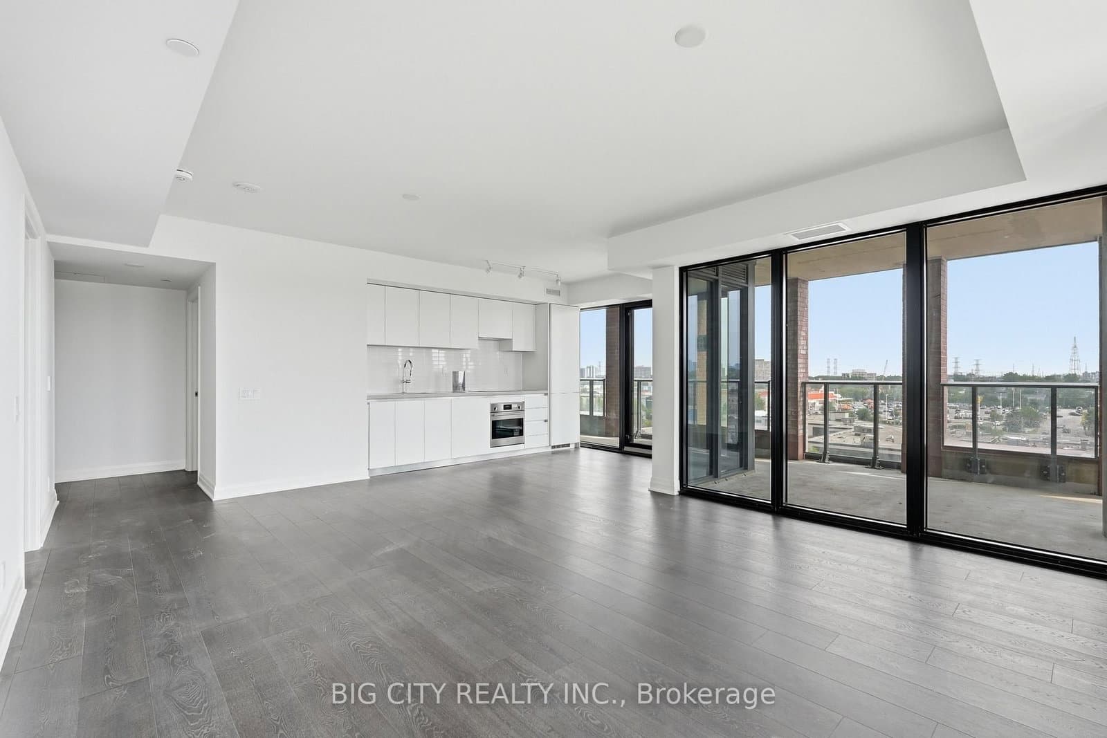 25 Frederick Todd Way, Unit 602 thumbnail 6