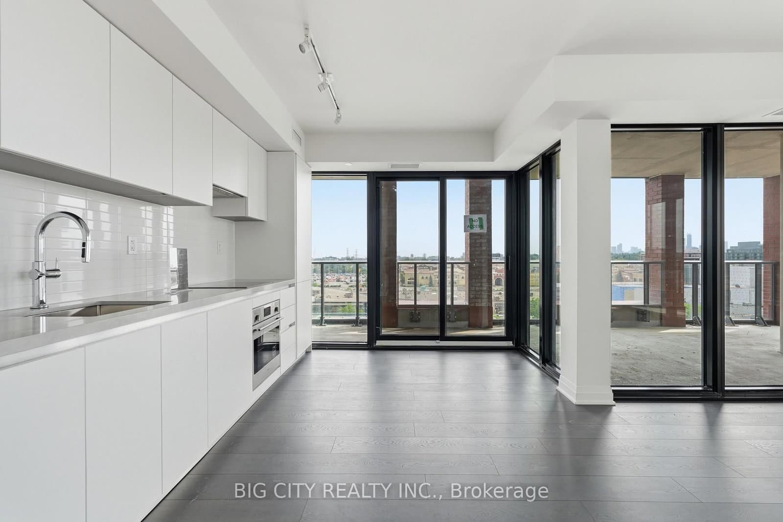 25 Frederick Todd Way, Unit 602 thumbnail 9