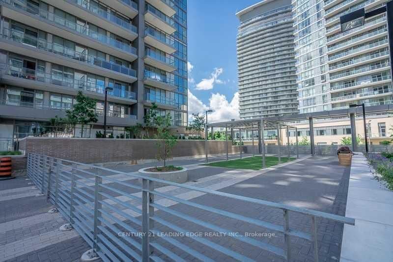 50 Forest Manor Road, Unit 204 thumbnail 11