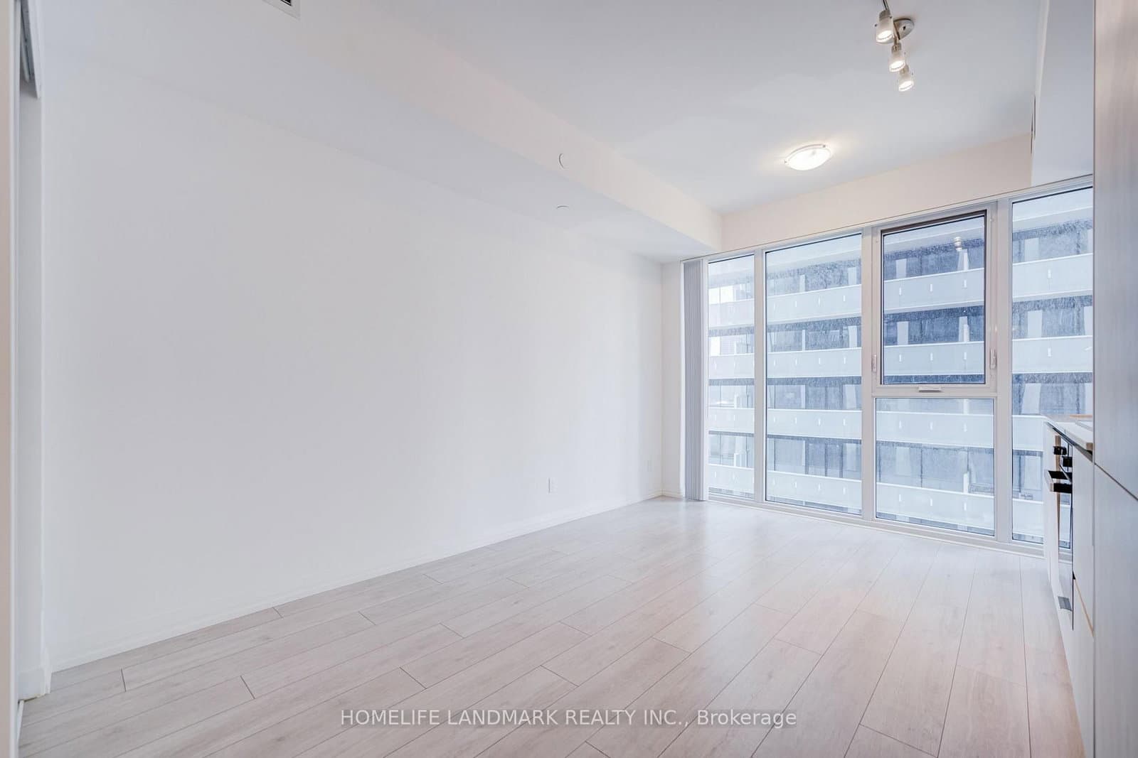 400 King Street W, Unit 1928 thumbnail 19