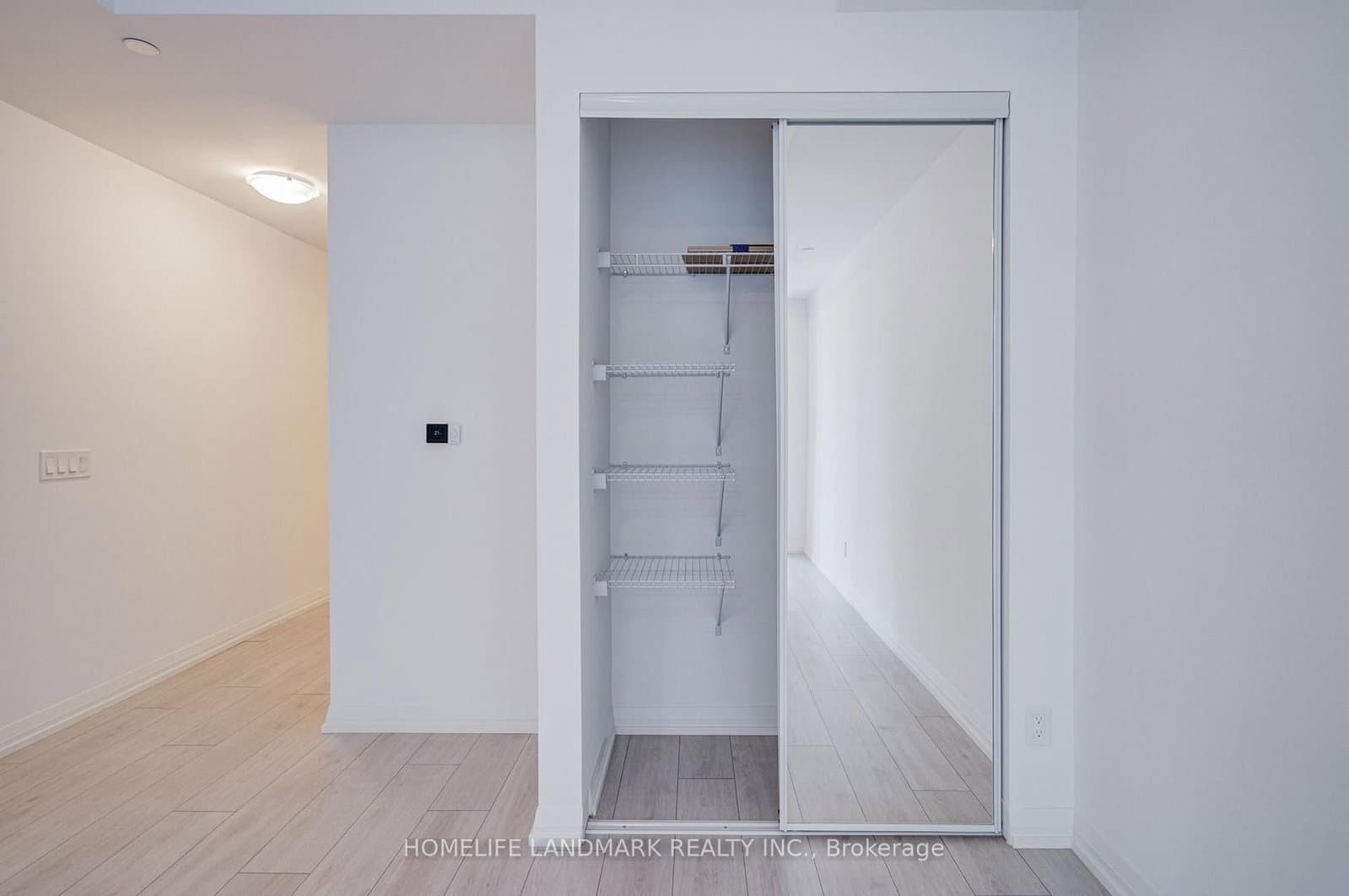 400 King Street W, Unit 1928 thumbnail 29