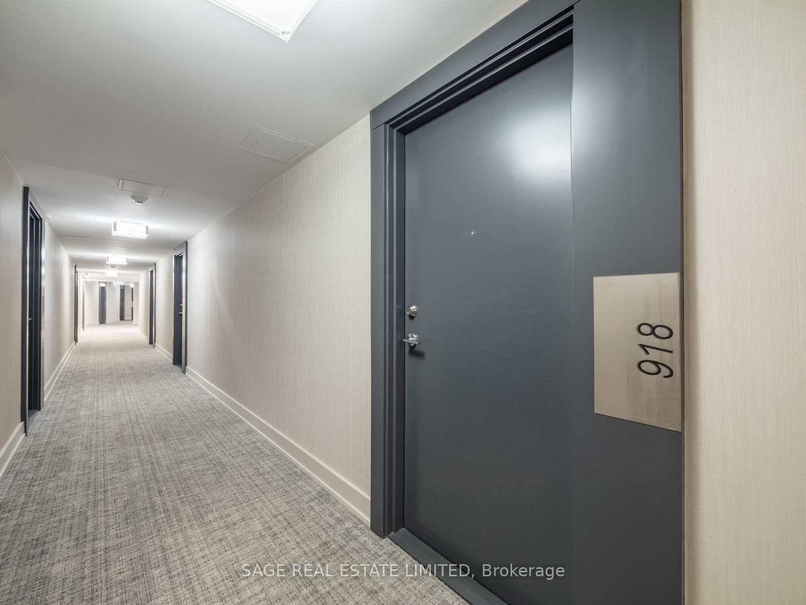 169 Fort York Boulevard, Unit 918 thumbnail 2