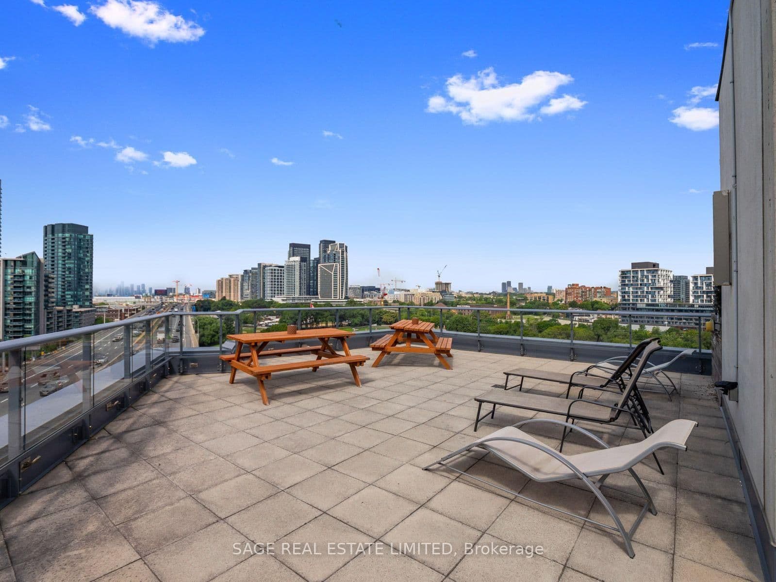 169 Fort York Boulevard, Unit 918 thumbnail 35