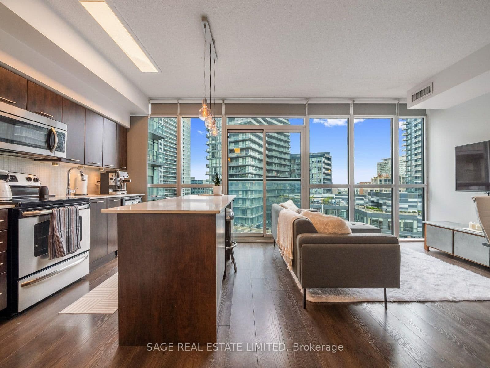 169 Fort York Boulevard, Unit 918 thumbnail 6