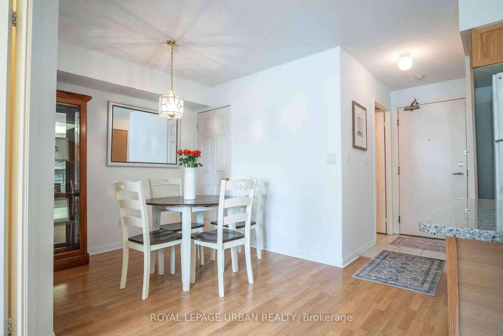 5940 Yonge Street, Unit 201 thumbnail 19