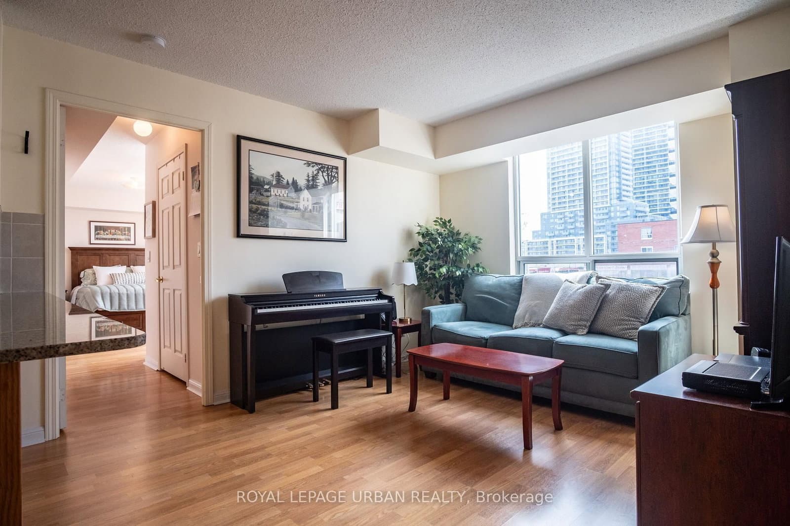5940 Yonge Street, Unit 201 thumbnail 4