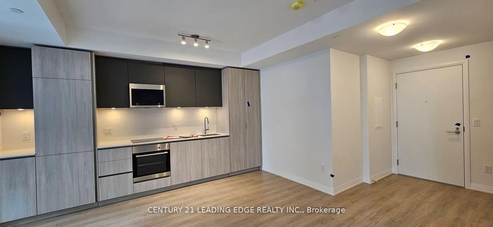 8 WIDMER Street, Unit 913 thumbnail 5