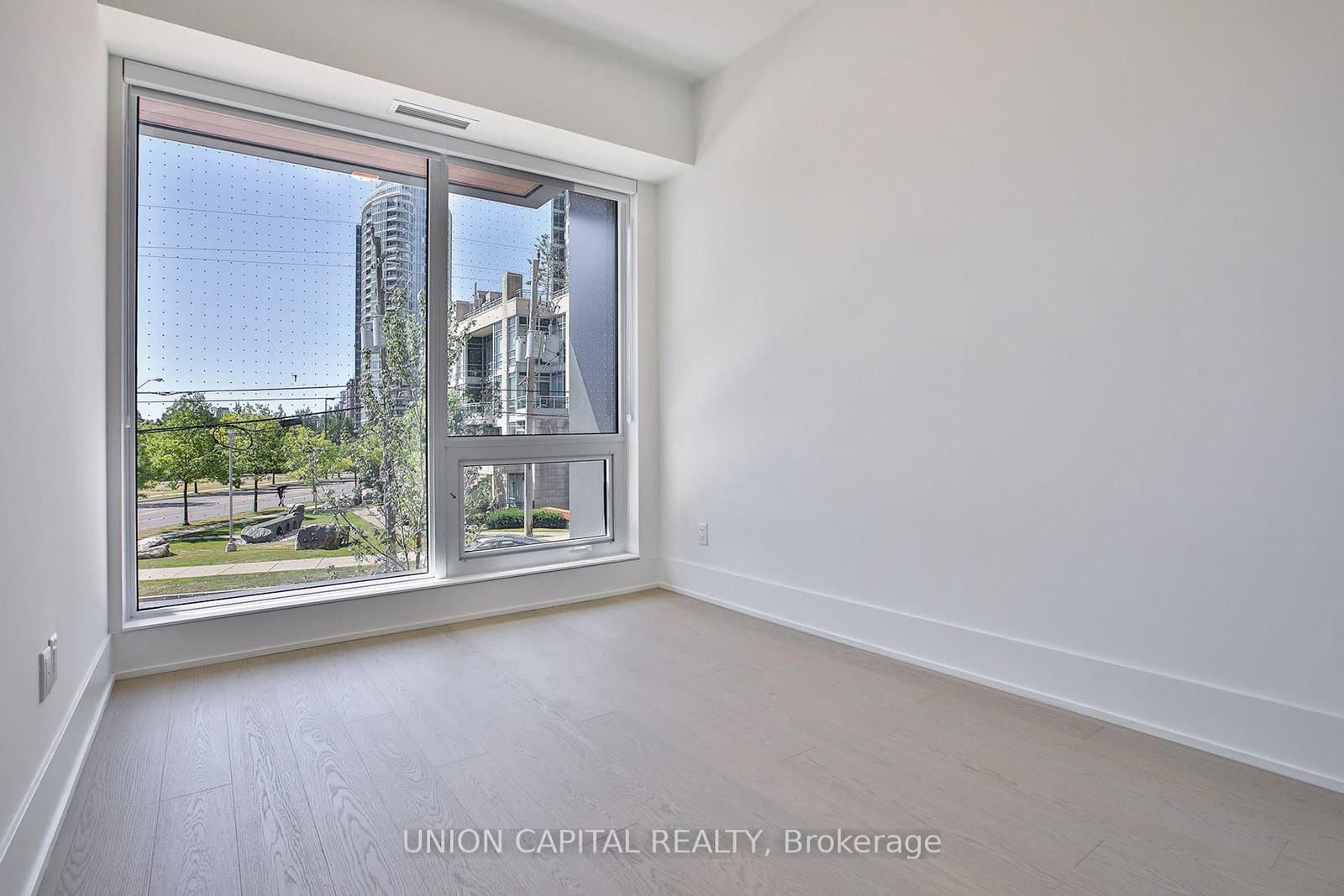 36 Olive Avenue, Unit TH103 thumbnail 14
