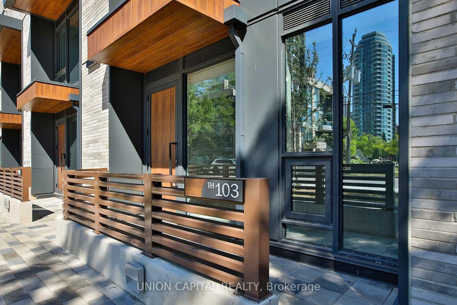 36 Olive Avenue, Unit TH103 thumbnail 23