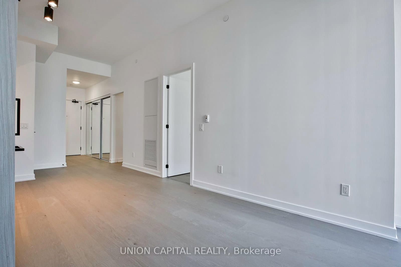 91 Montclair Avenue, Unit 308 thumbnail 11