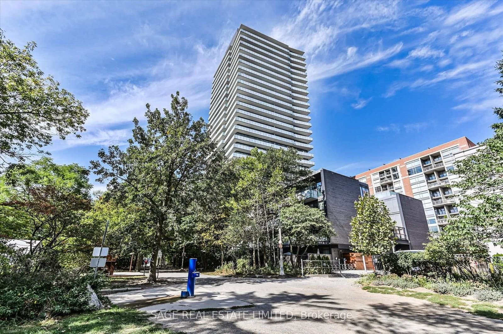 1815 Yonge Street, Unit 507 thumbnail 2