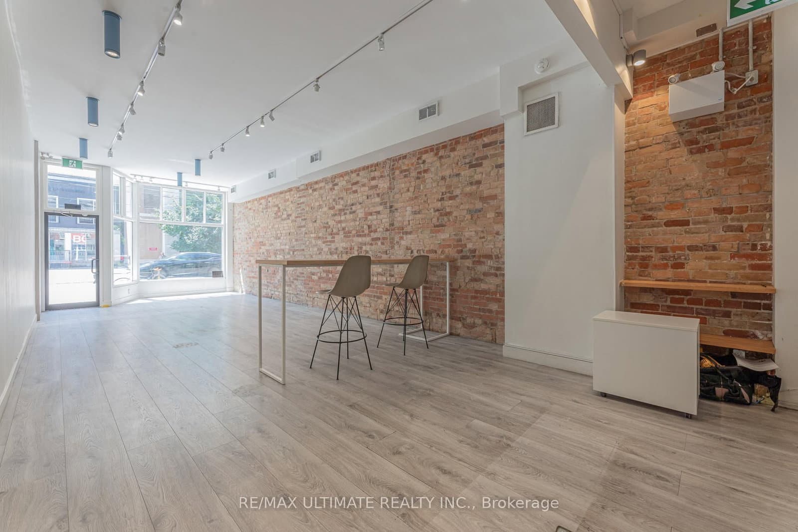 1164 QUEEN Street W thumbnail 7