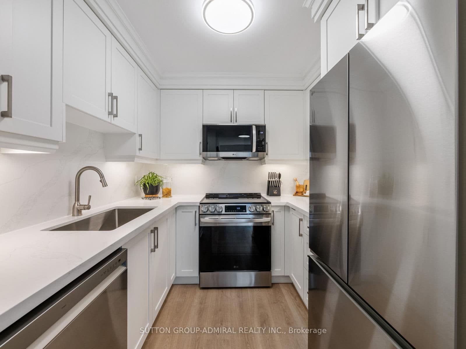 35 Finch Avenue E, Unit 1112 thumbnail 7