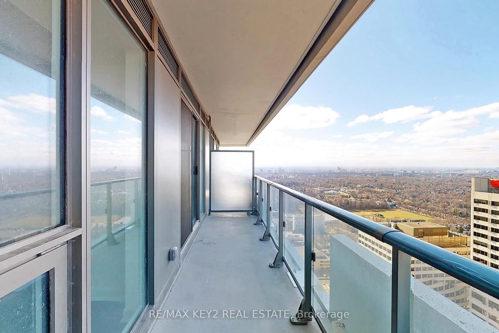 2221 Yonge Street, Unit 4210 thumbnail 15