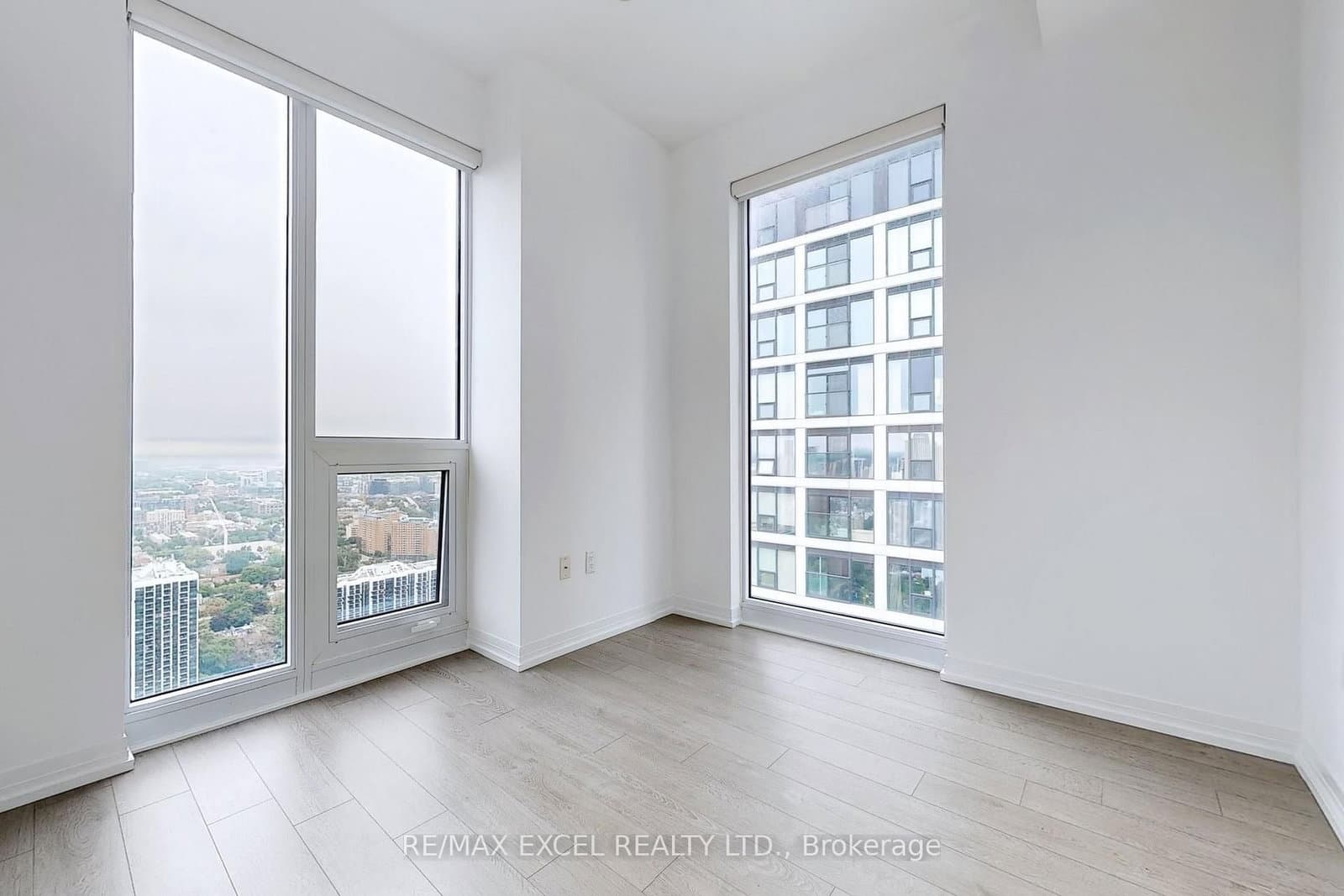 251 Jarvis Street, Unit 4203 thumbnail 10