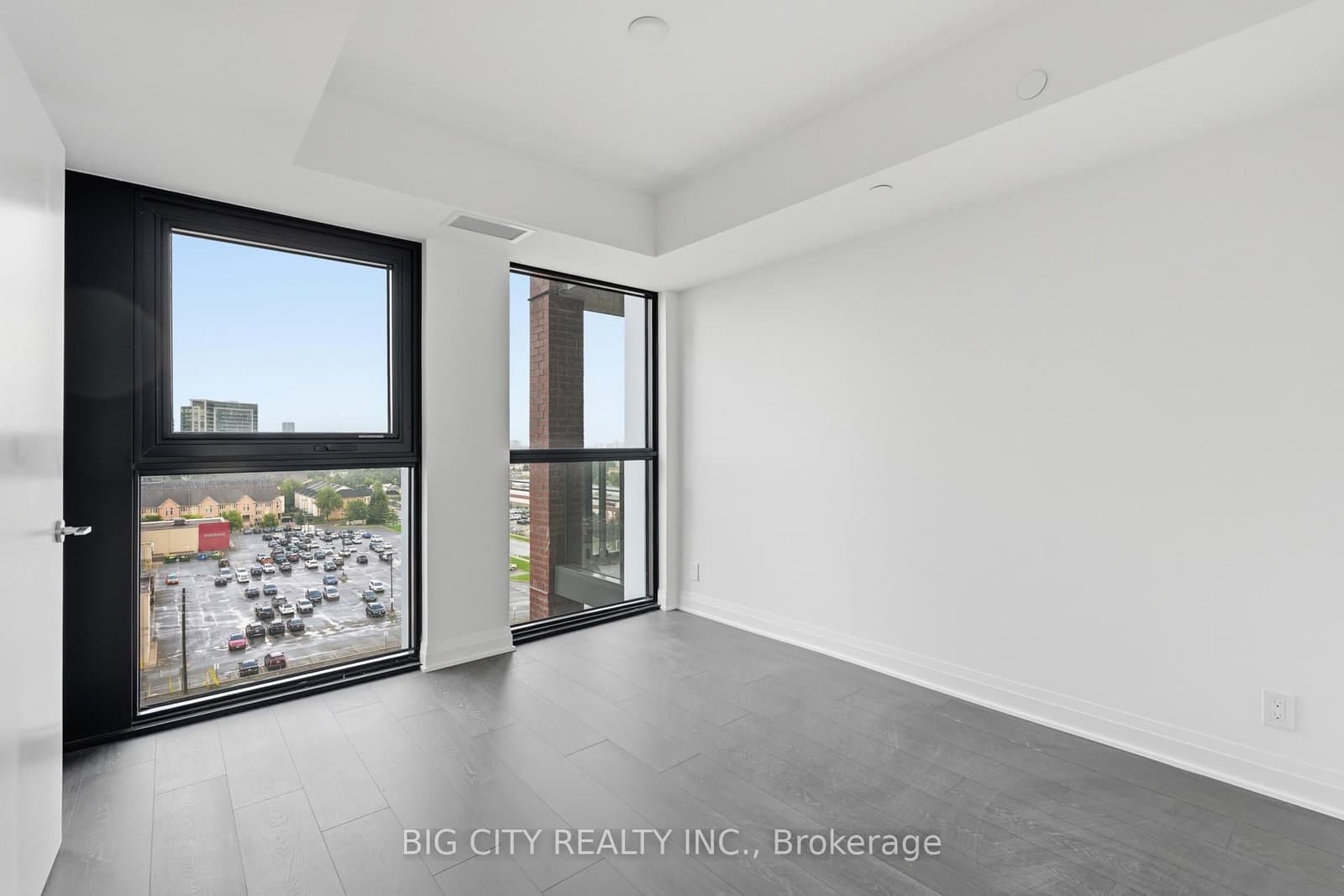 25 Frederick Todd Way, Unit 809 thumbnail 7