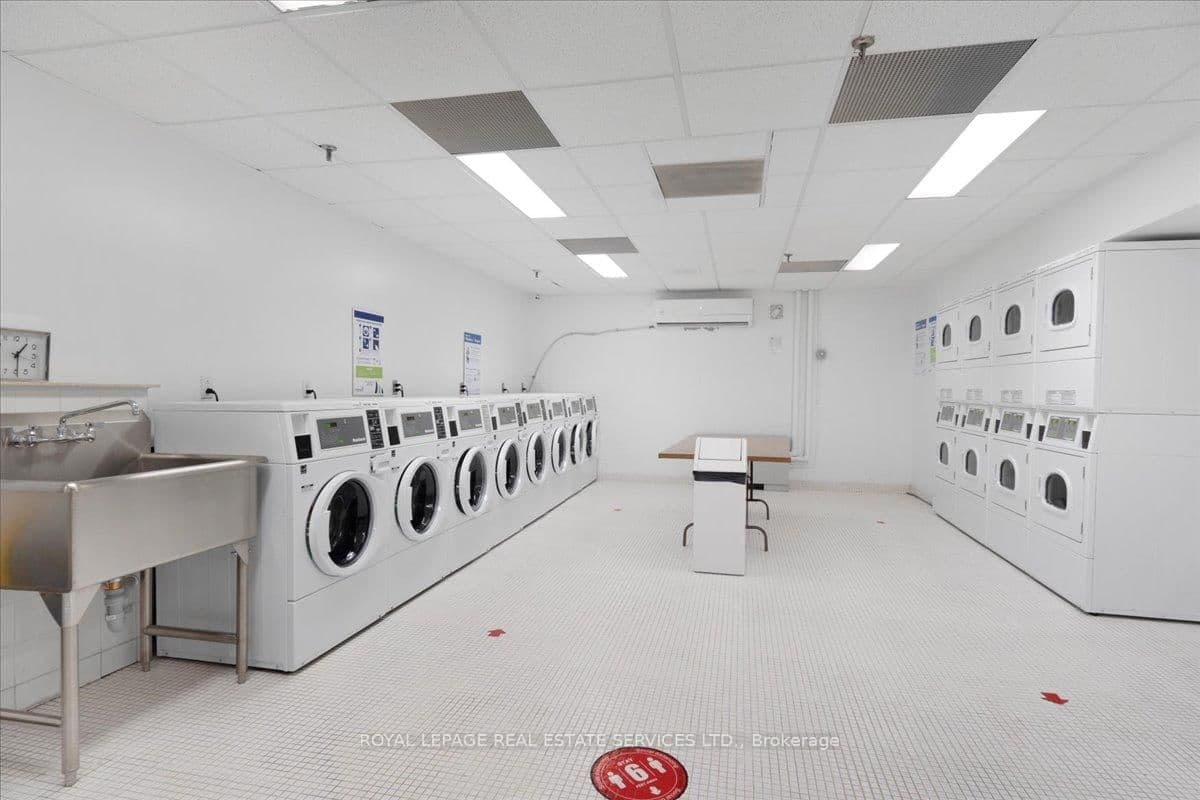 914 Yonge Street, Unit 1214 thumbnail 11