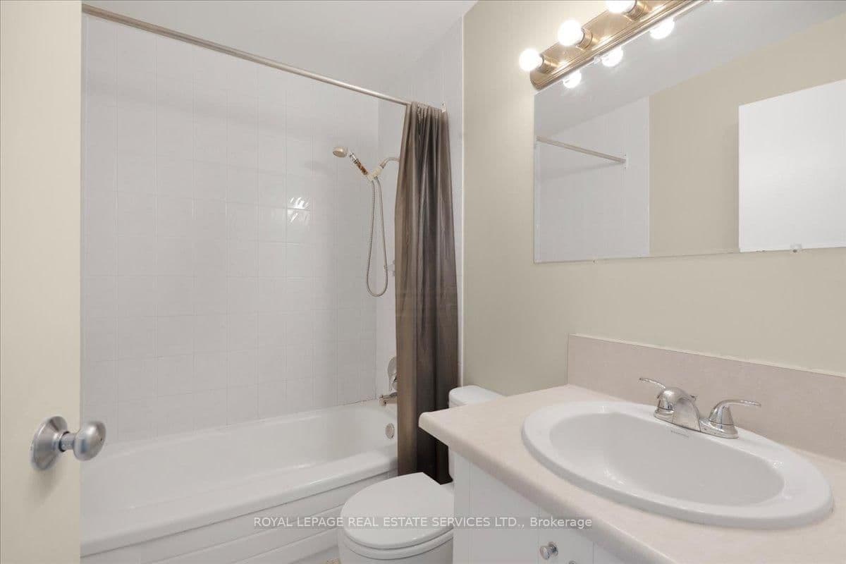 914 Yonge Street, Unit 1214 thumbnail 6