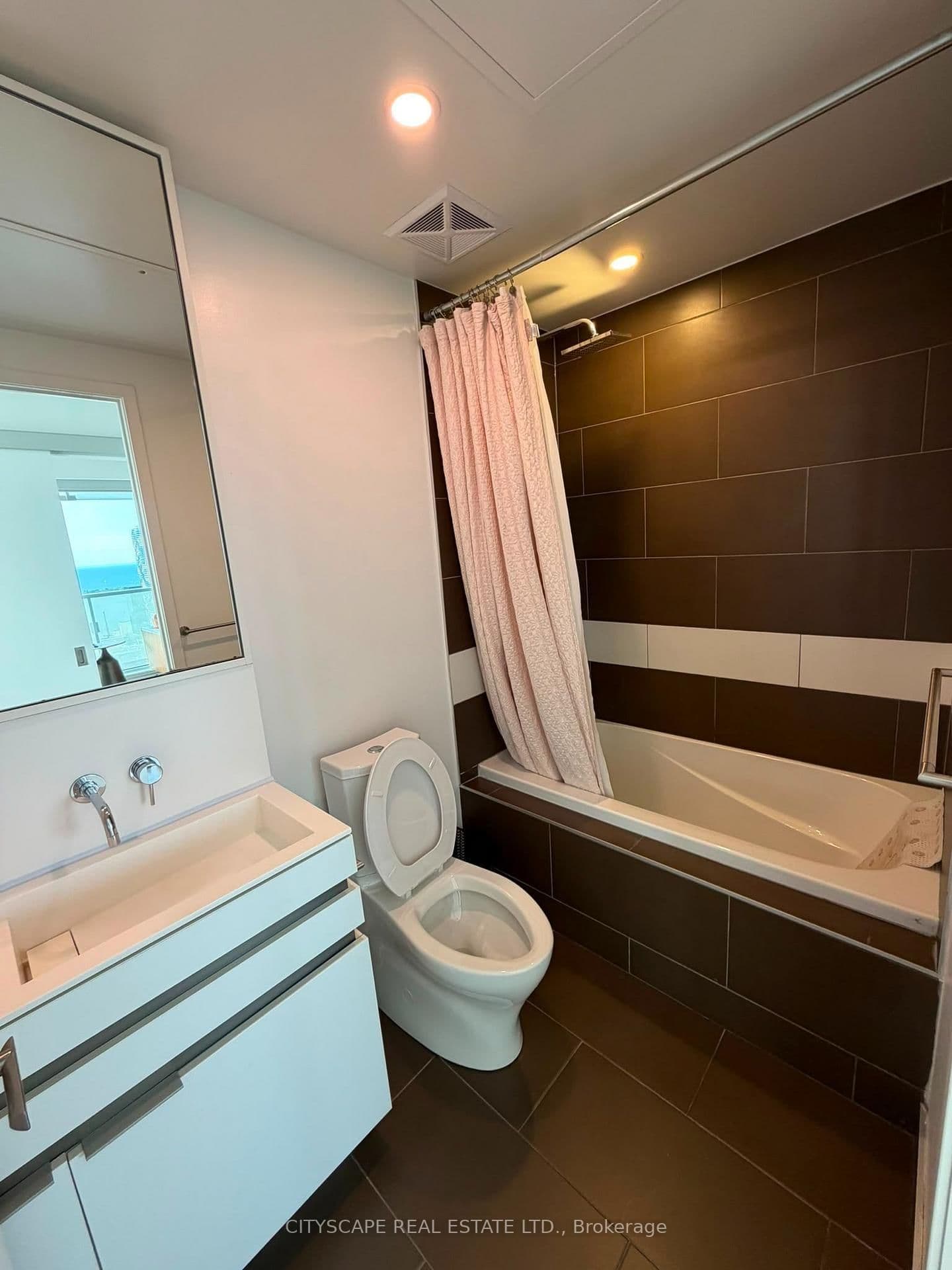 197 Yonge Street, Unit 4909 thumbnail 12