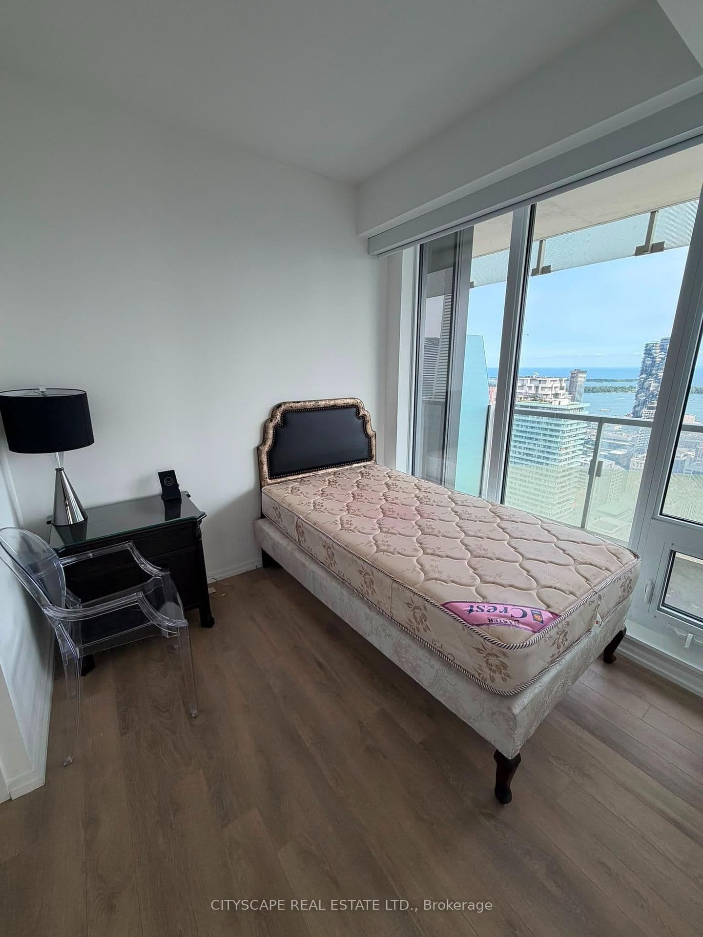 197 Yonge Street, Unit 4909 thumbnail 13