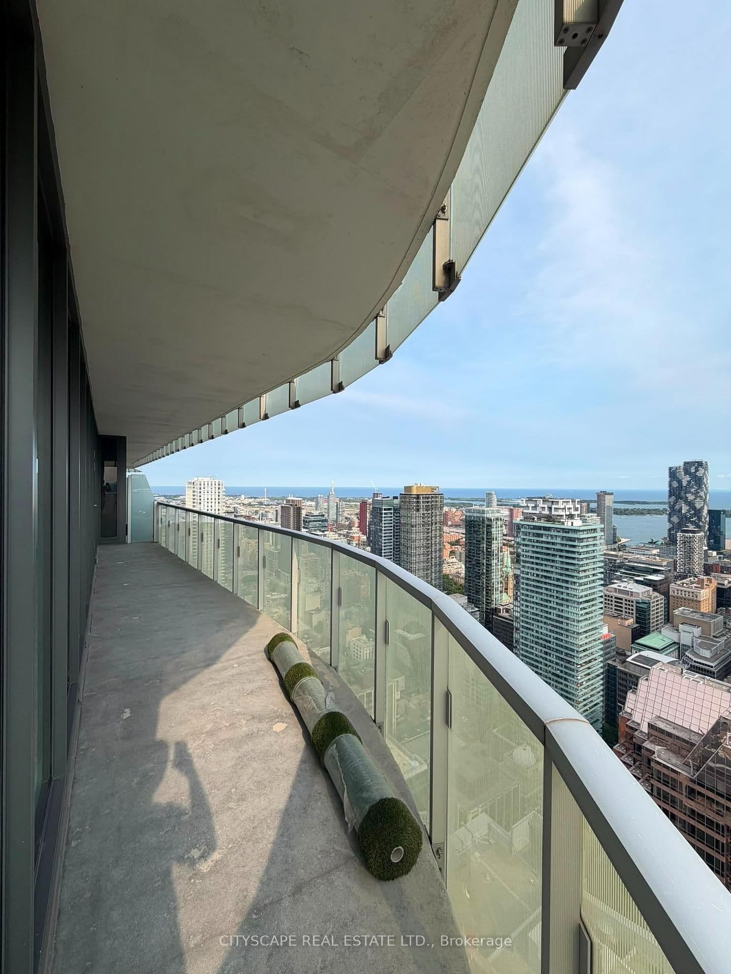 197 Yonge Street, Unit 4909 thumbnail 19