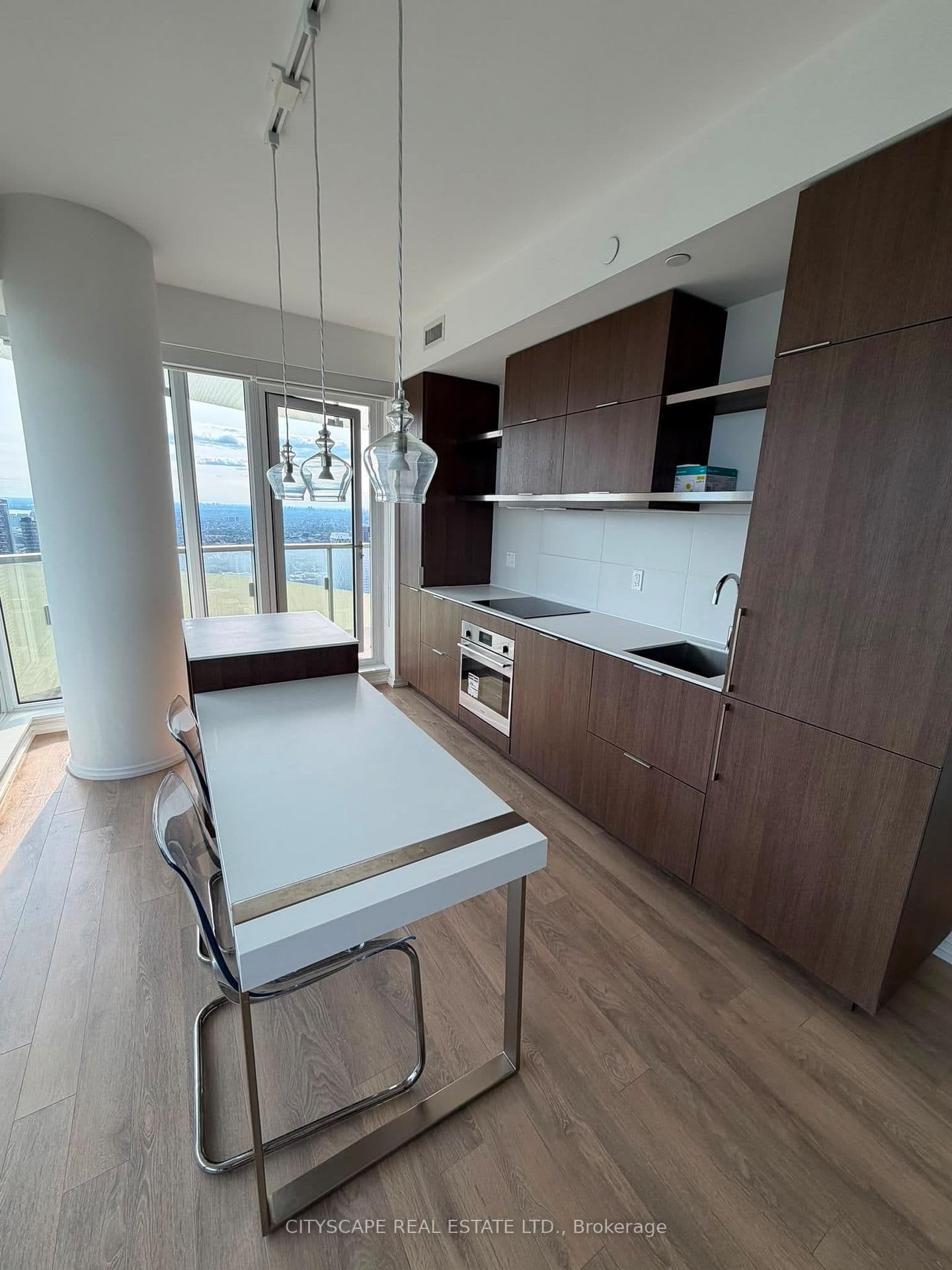 197 Yonge Street, Unit 4909 thumbnail 7