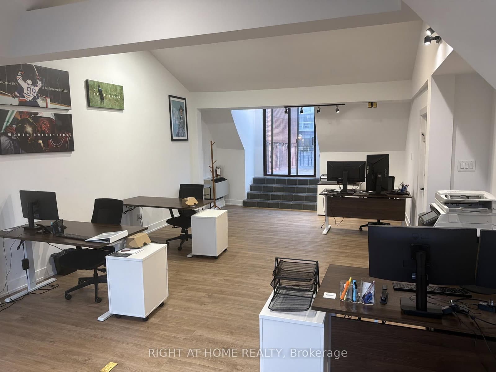 37 Prince Arthur Avenue, Unit 3rd Floor thumbnail 3