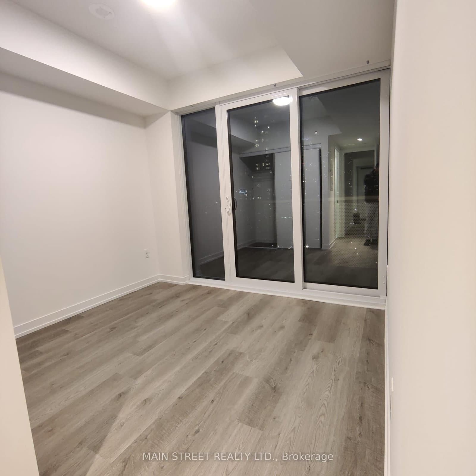 55 Cooper Street, Unit 3701 thumbnail 7