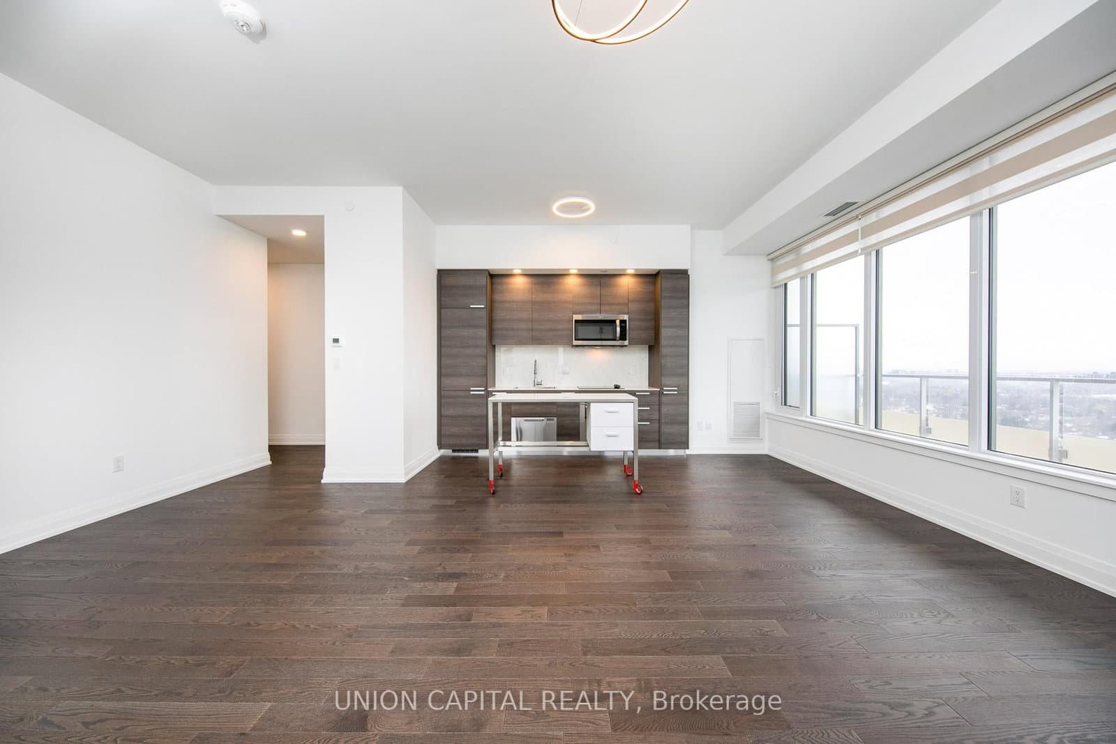 75 Canterbury Place, Unit PH206
