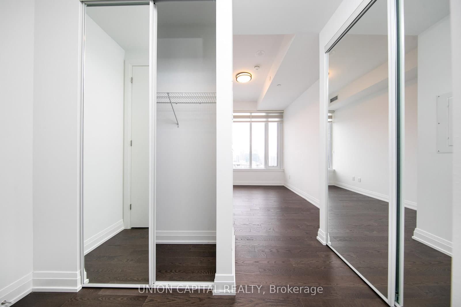 75 Canterbury Place, Unit PH206 thumbnail 13