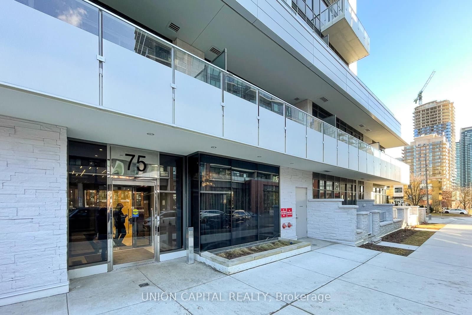 75 Canterbury Place, Unit PH206 thumbnail 37