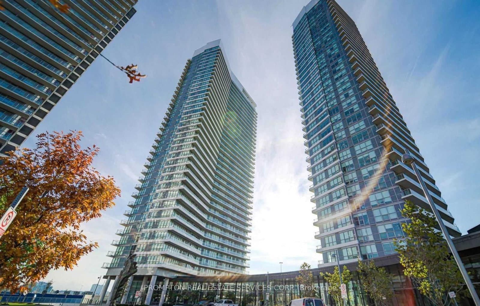 117 McMahon Drive, Unit 3303 thumbnail 2