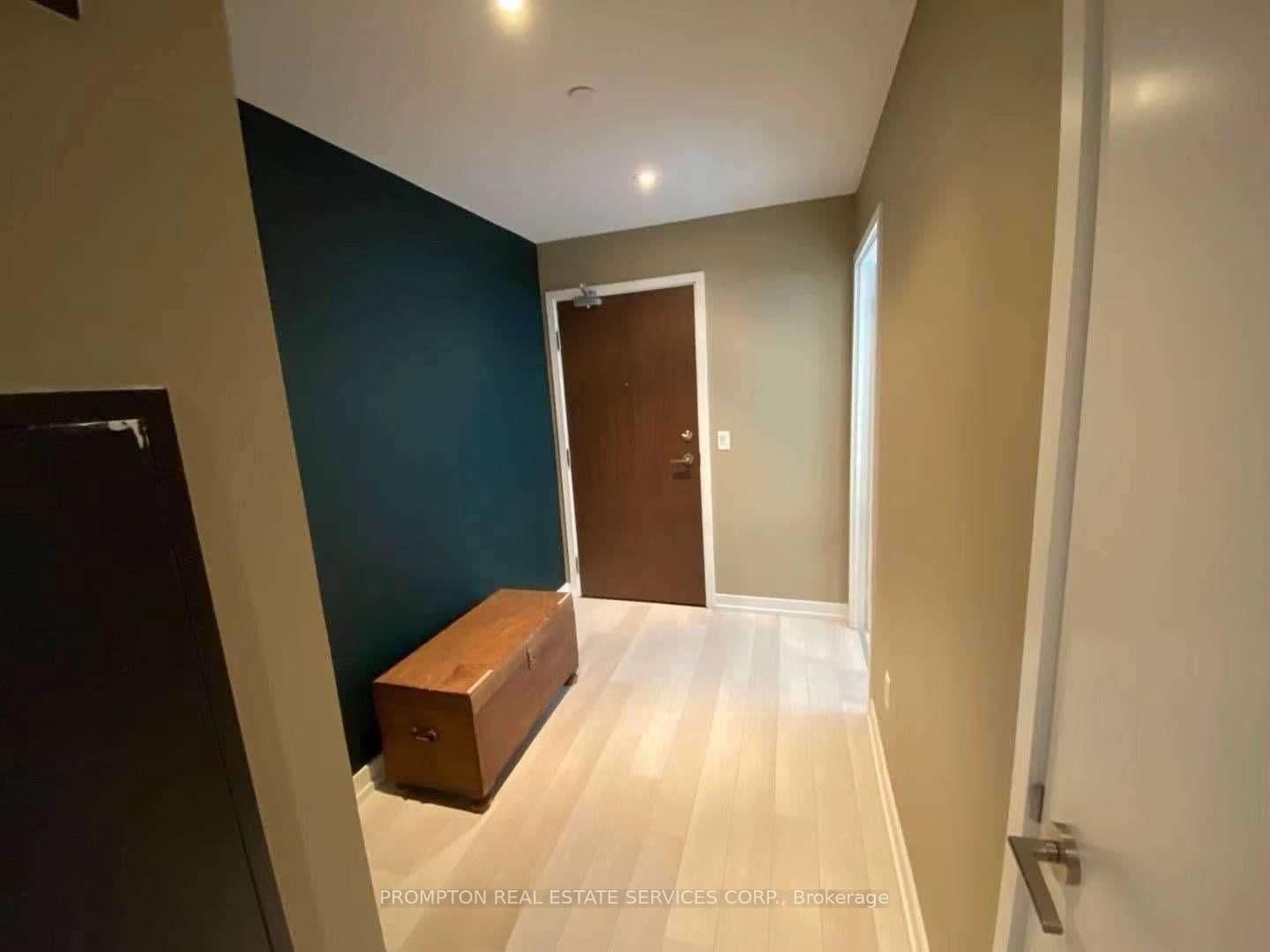 117 McMahon Drive, Unit 3303 thumbnail 9