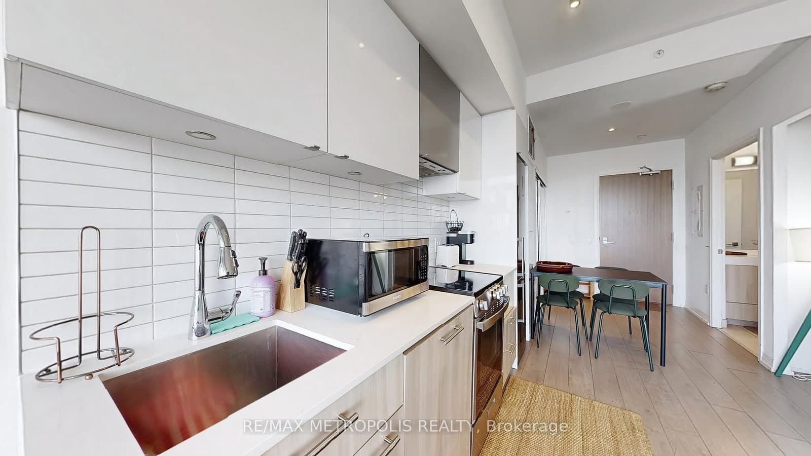 251 Jarvis Street, Unit 4212 thumbnail 17