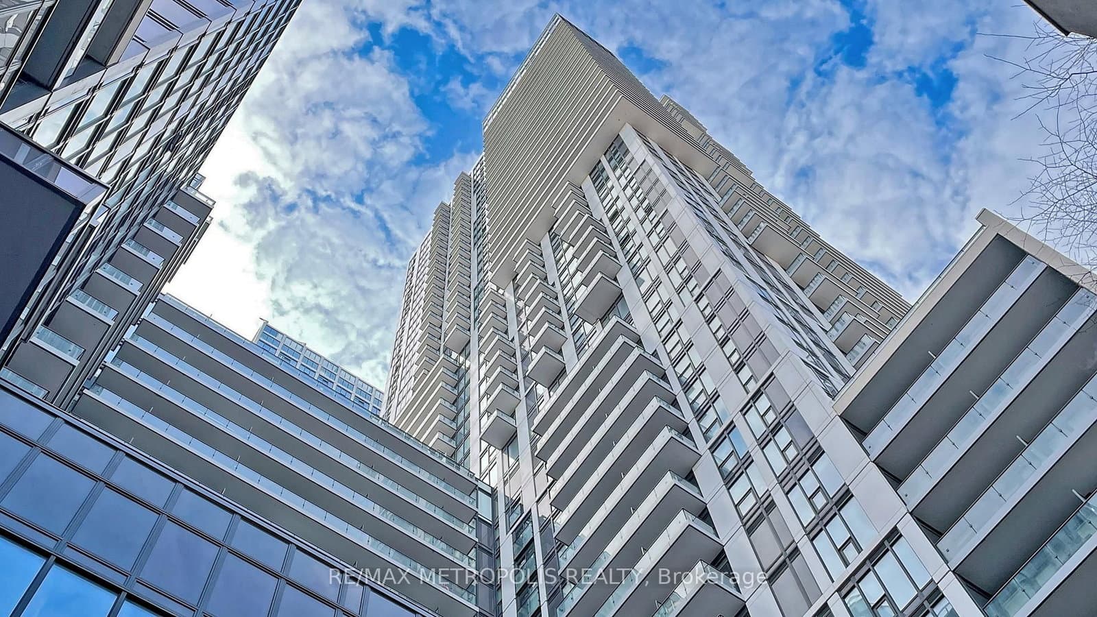251 Jarvis Street, Unit 4212 thumbnail 4