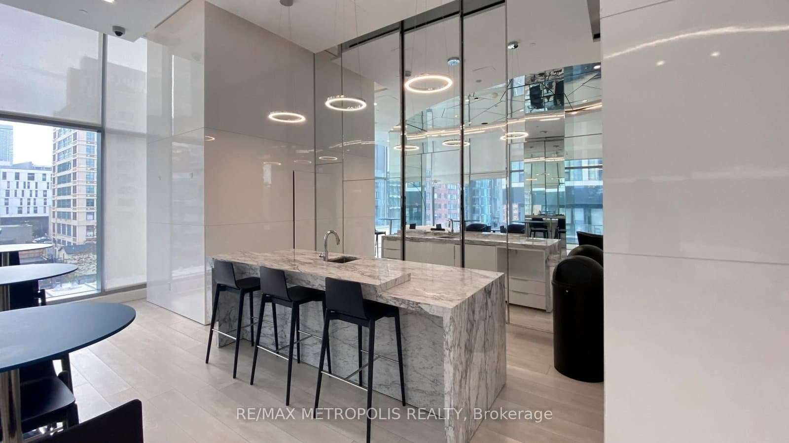 251 Jarvis Street, Unit 4212 thumbnail 40