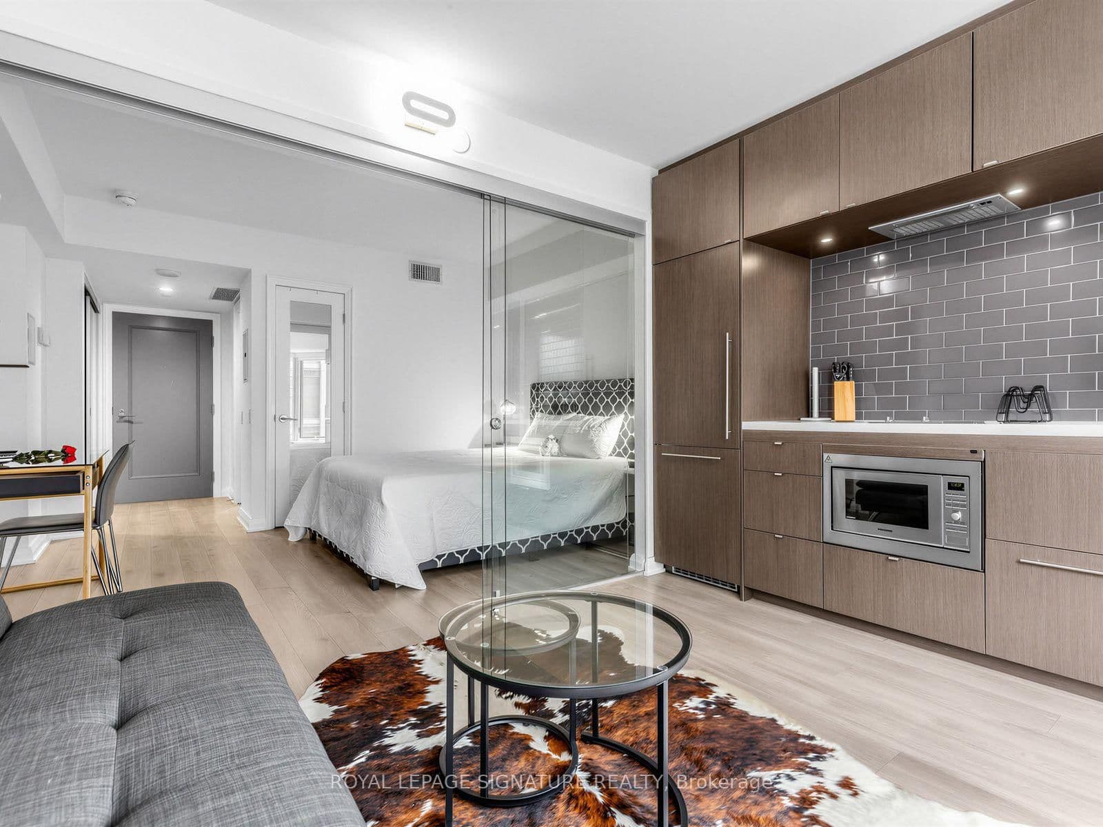 155 Yorkville Avenue, Unit 1110 thumbnail 11