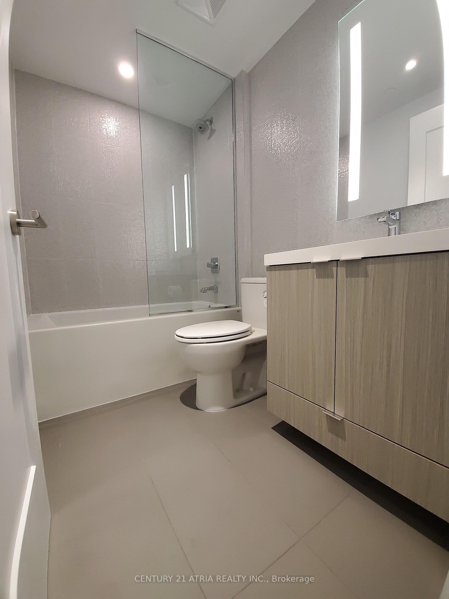 585 Bloor Street E, Unit 2719 thumbnail 2