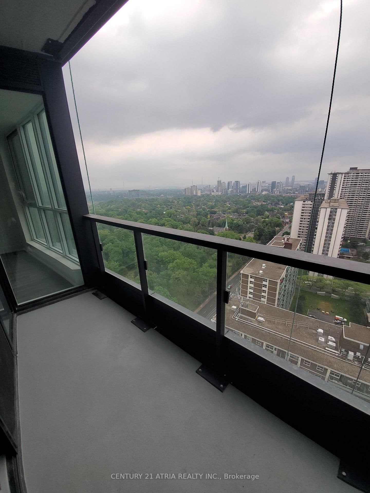 585 Bloor Street E, Unit 2719 thumbnail 4