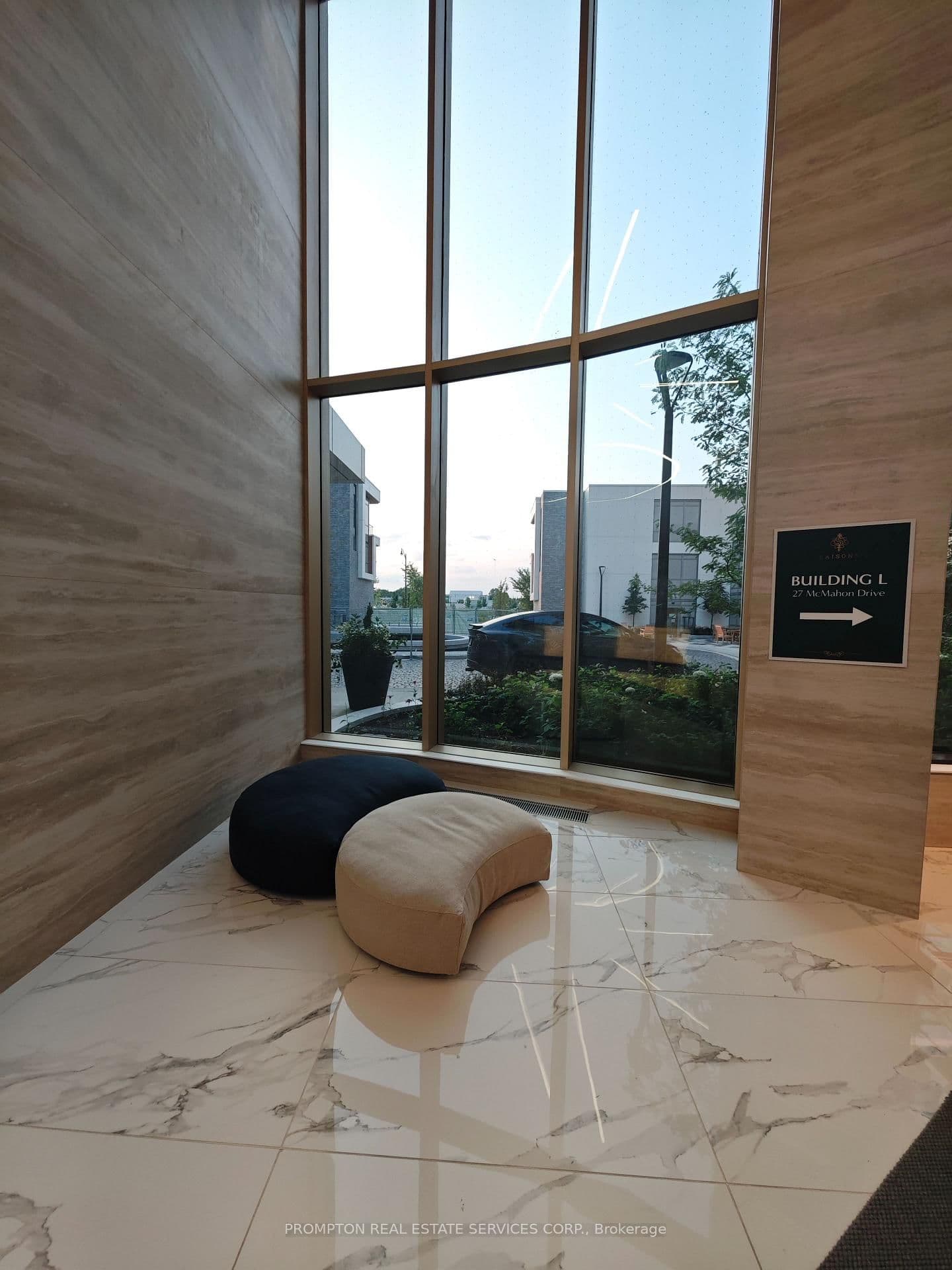 27 McMahon Drive, Unit PH3302 thumbnail 5