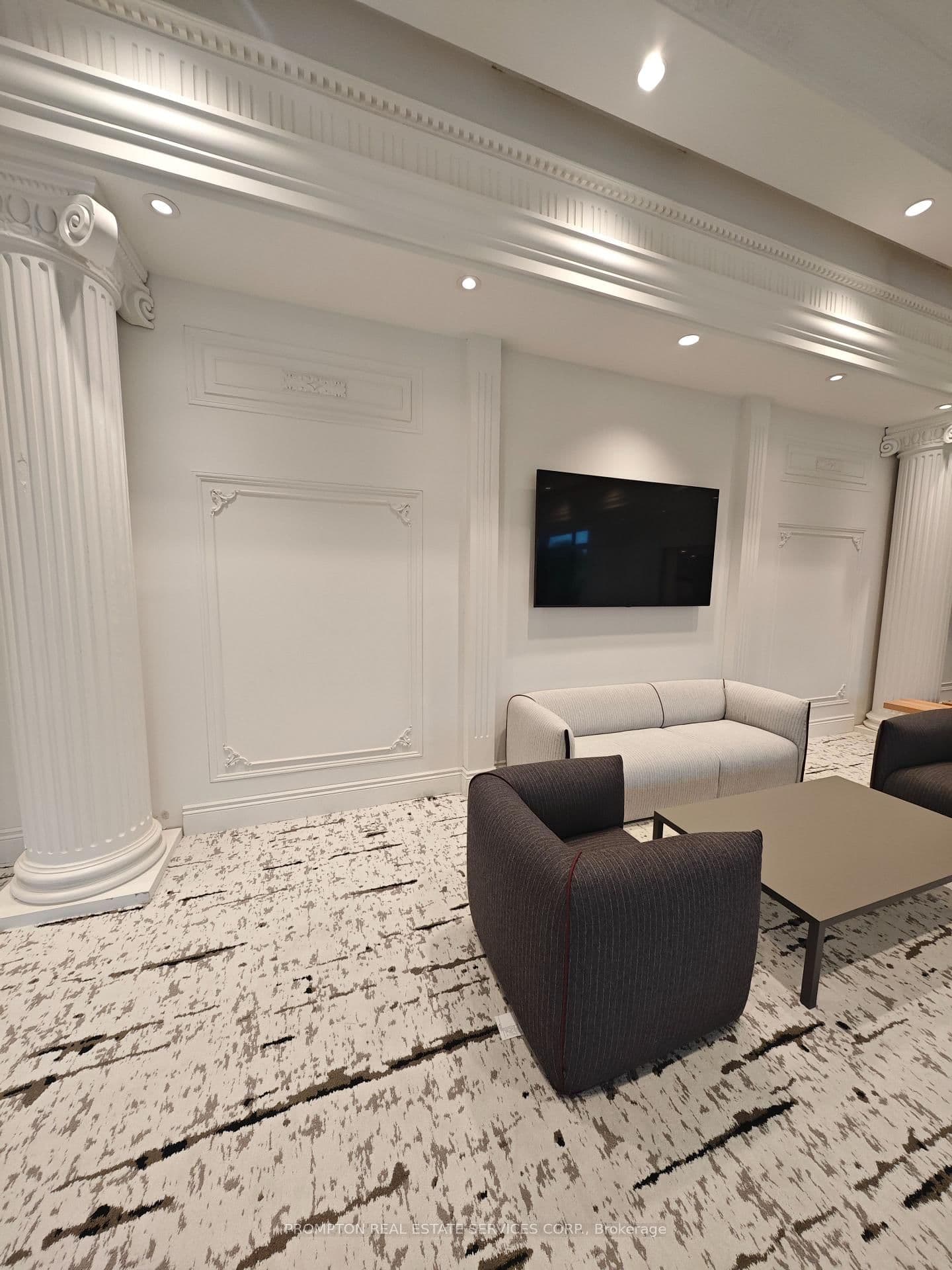 27 McMahon Drive, Unit PH3302 thumbnail 7
