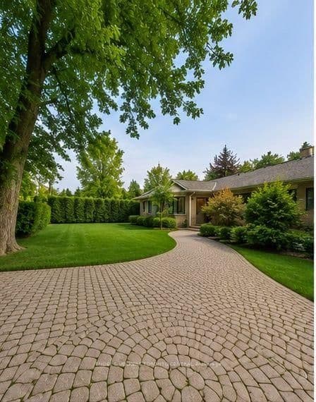 2424 Bayview Avenue thumbnail 4