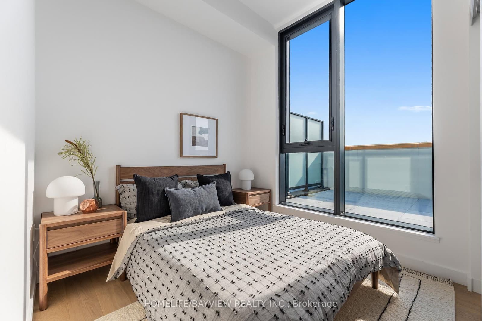 1720 Bayview Avenue E, Unit PH05 thumbnail 17
