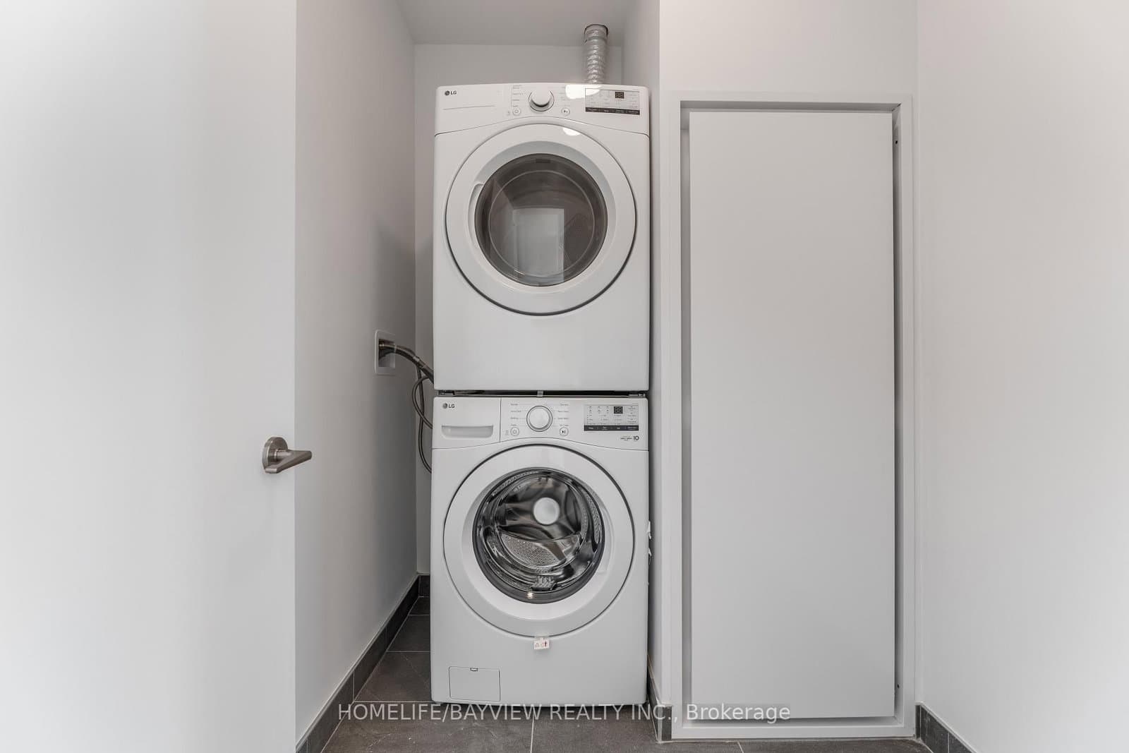 1720 Bayview Avenue E, Unit PH05 thumbnail 23