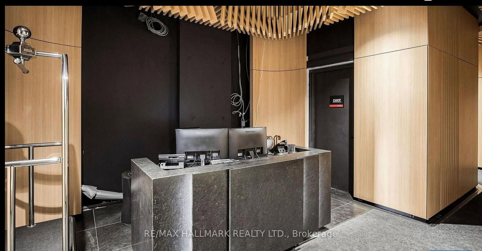 35 Mercer Street, Unit 2014 thumbnail 9