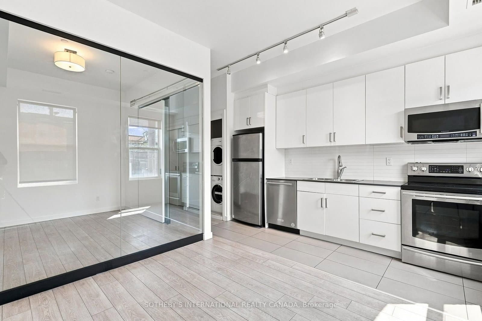 433 Parliament Street, Unit 201 thumbnail 4