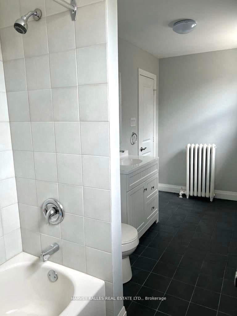 202 Major Street, Unit Upper thumbnail 10