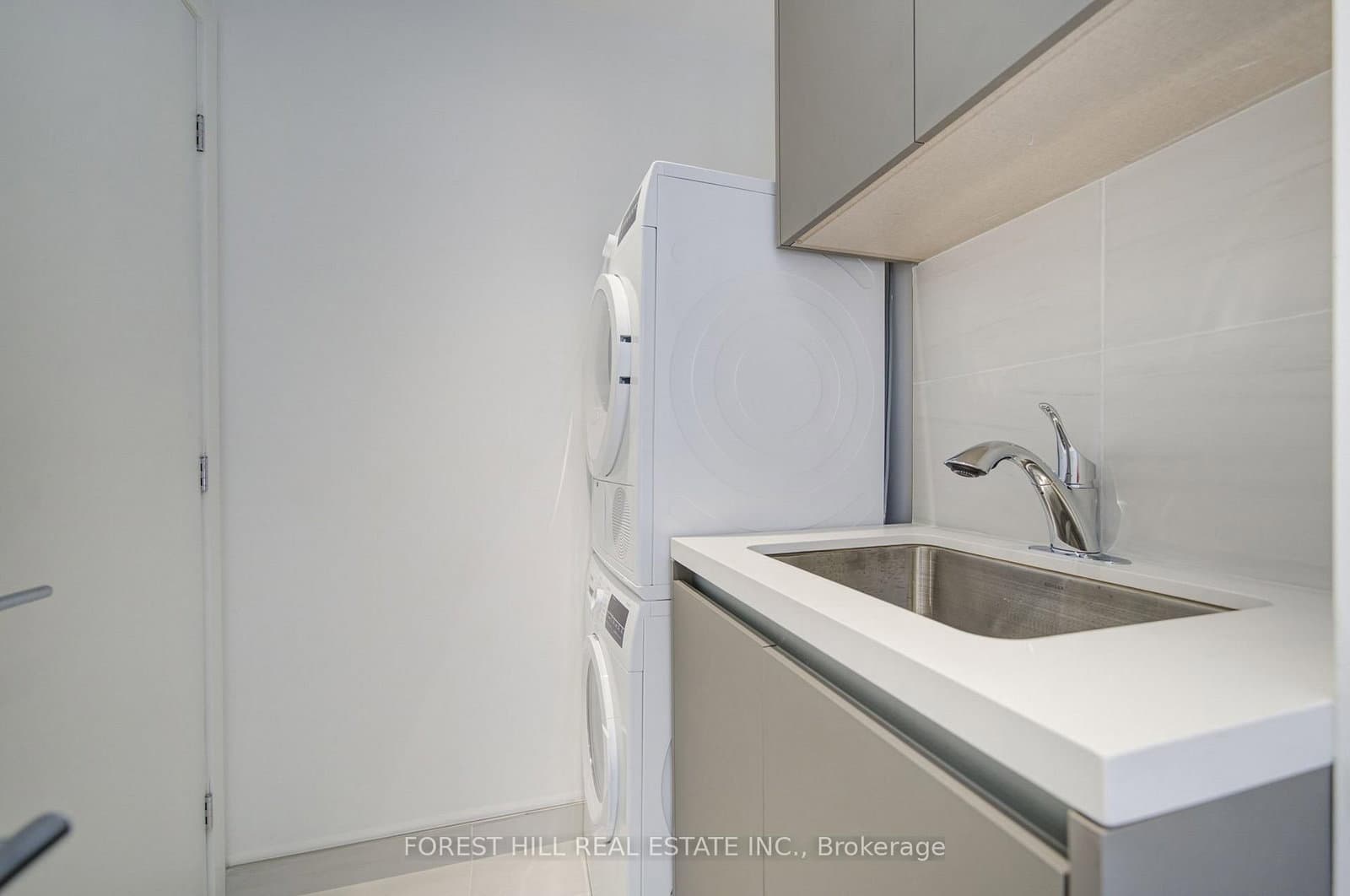 1315 Bay Street, Unit 2302 thumbnail 15