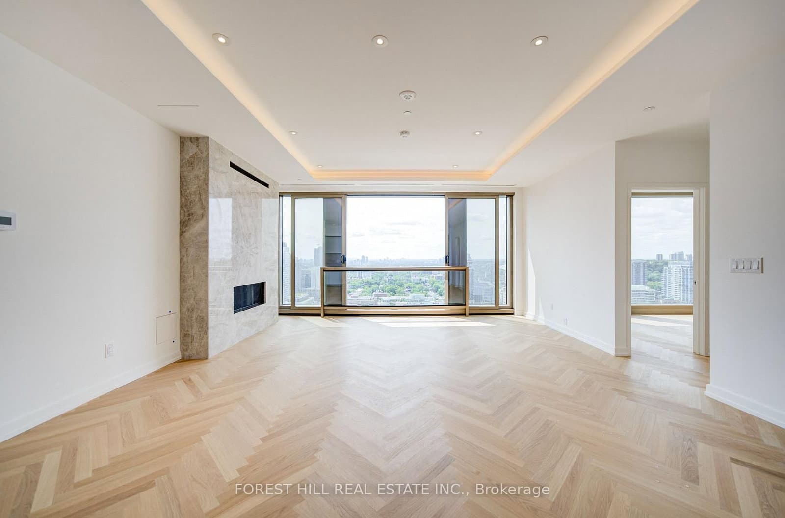 1315 Bay Street, Unit 2302 thumbnail 2